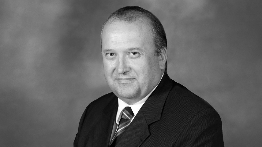 Black and white image of Director DSD, Ian McKenzie PSM.