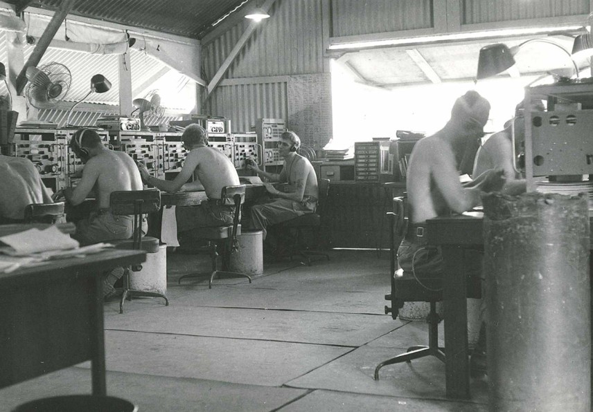 547 Signal Troop operators on watch in the Set Room, Nui Dat, Vietnam in January 1969.