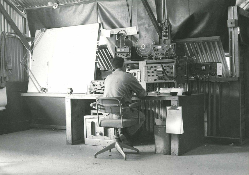 AUM 352 ARDF Section: Air/Ground Comms, and ARDF Plotting Board Jan 1969