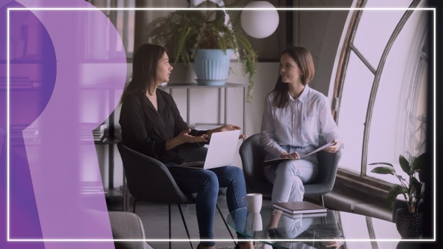 2 woman talking